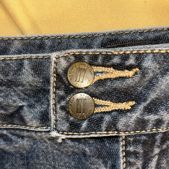 Ladies Denim A-line Skirt - Picture 3 of 6